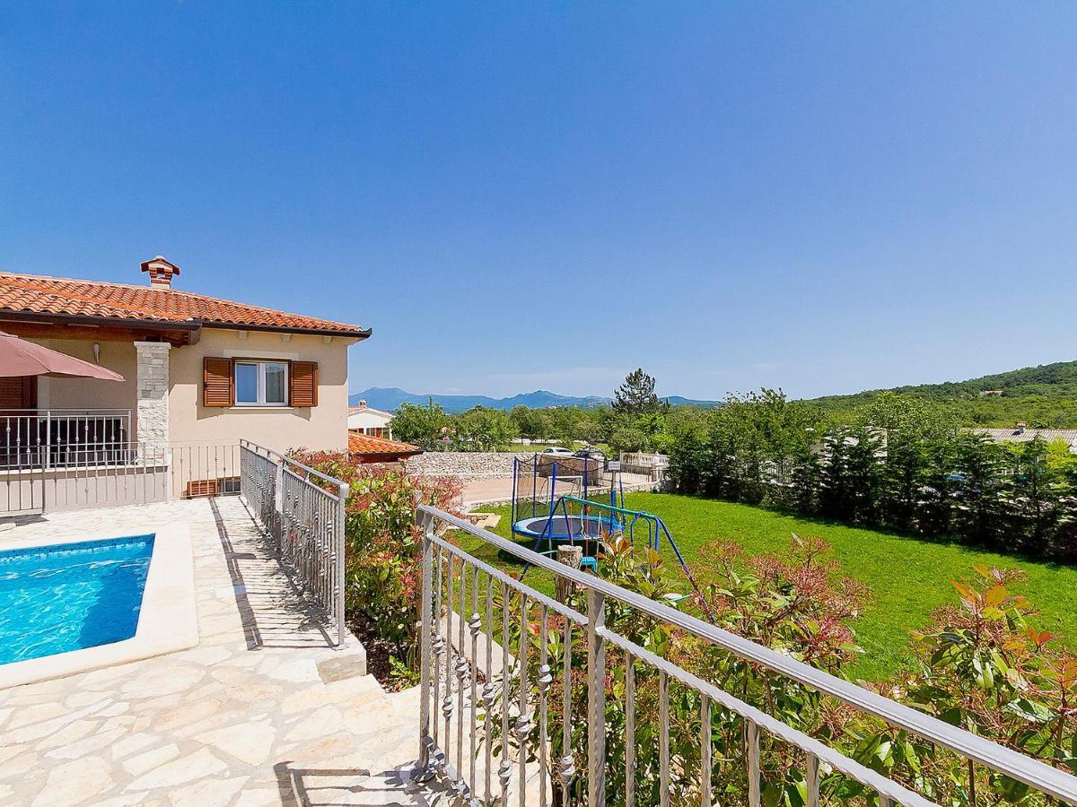 Villa Lucija By Interhome Rasa Exterior photo