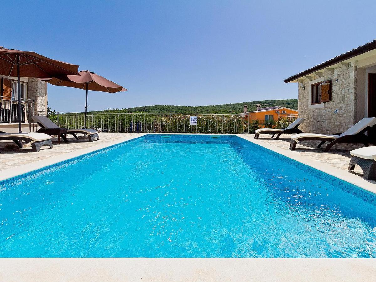 Villa Lucija By Interhome Rasa Exterior photo